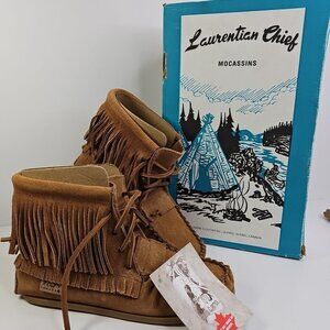 Laurentian Chief Mocassins Eugene Cloutier 137372 Size 4 Canada